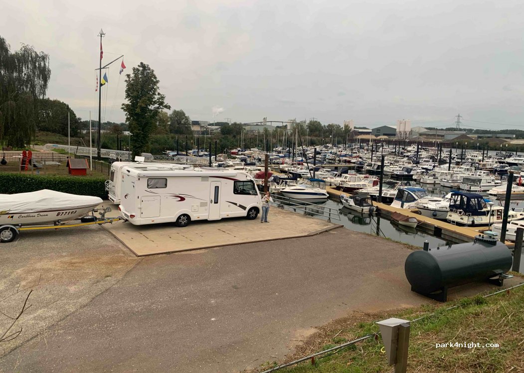 (6606 KJ) Niftrik - 8 Van Cittersweg — foto