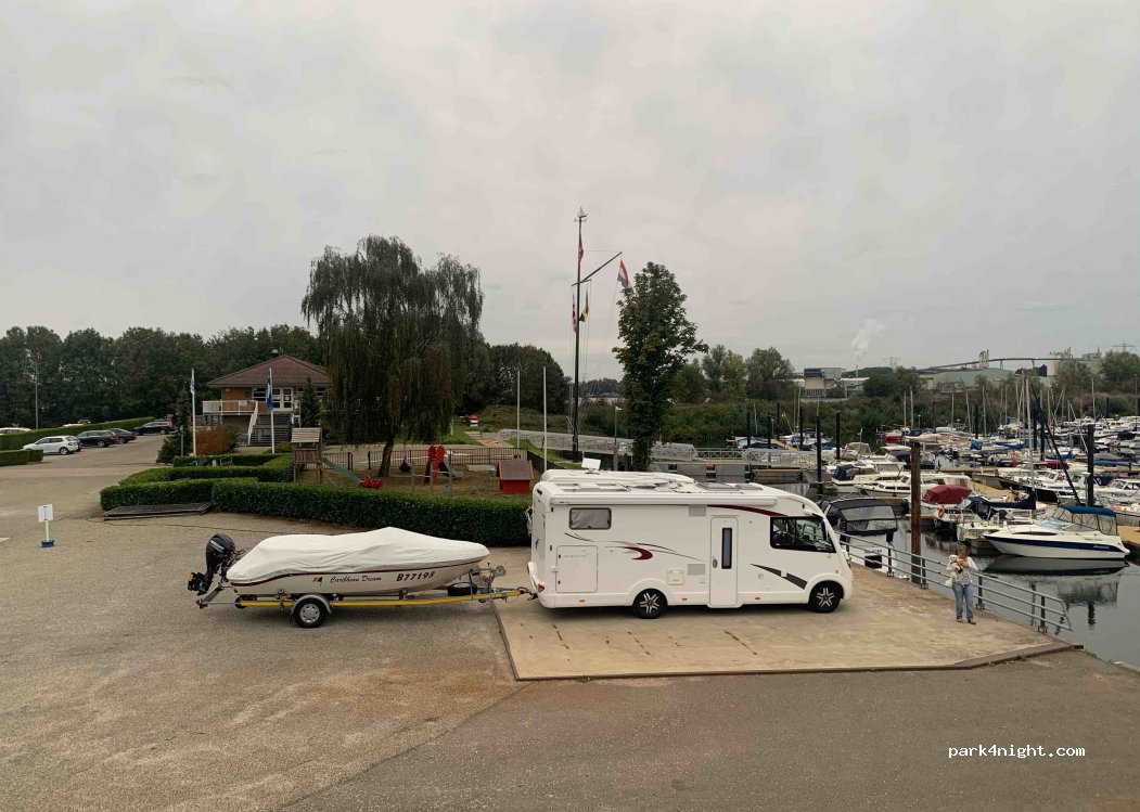 (6606 KJ) Niftrik - 8 Van Cittersweg — foto 2