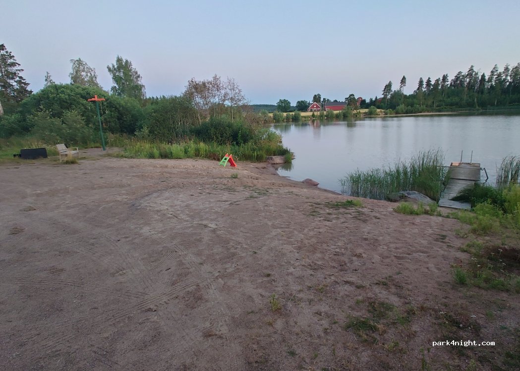 (47440) Sääskjärvi - 215 Maakansantie — foto 3