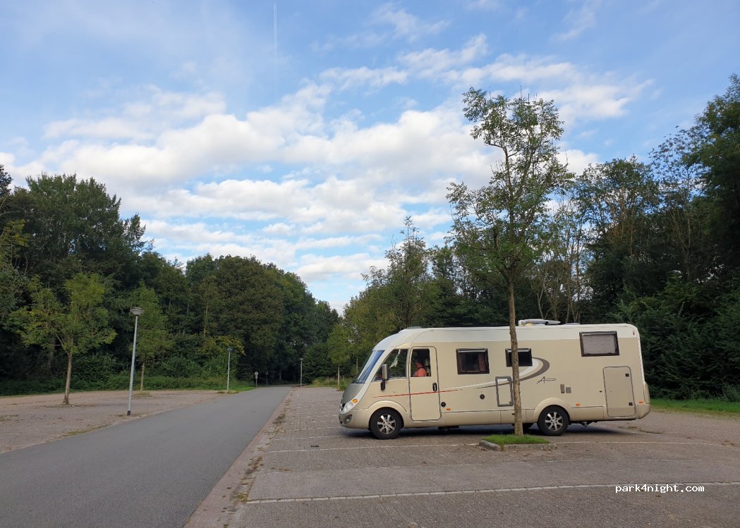 (9606 PR) Kropswolde - 6 Strandweg — foto