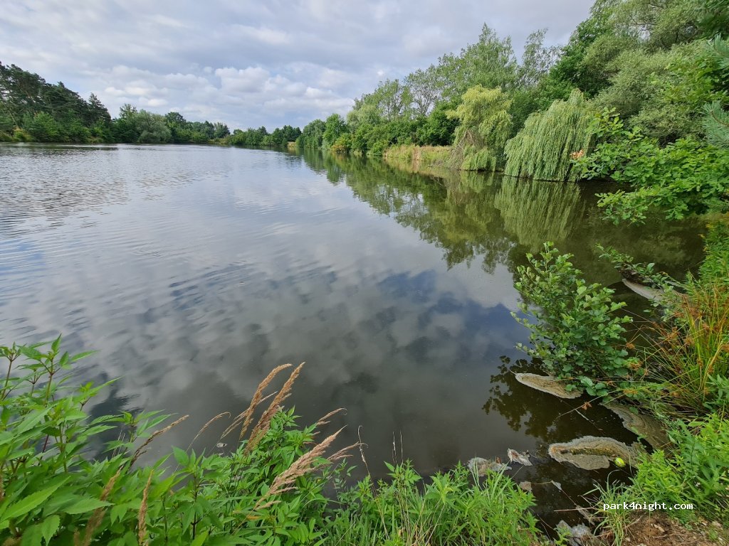 (289 11) Ratenice - Unnamed Road — foto 3