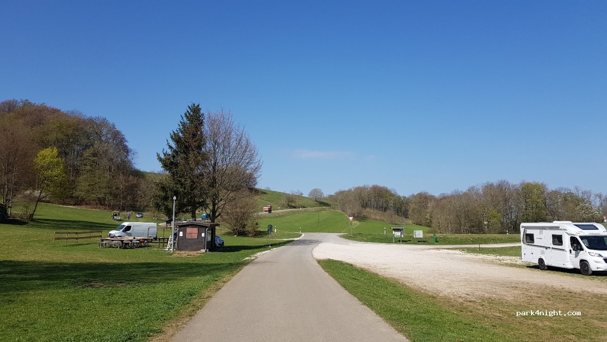 (73252) Lenningen - Pfulbstraße — foto