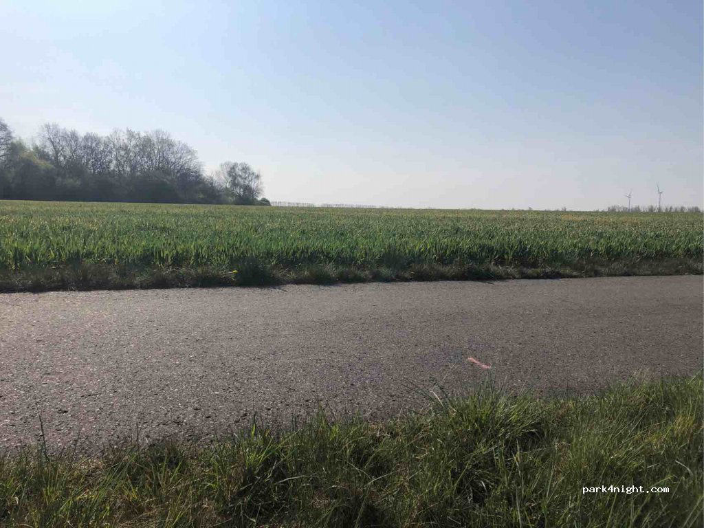 (04552) Borna - Blumroda — foto