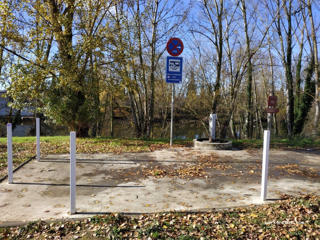 Área de Autocaravanas de Miranda de Ebro — foto