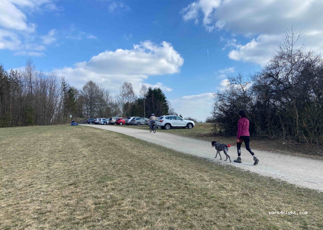 Wanderparkplatz a.d. Elbersberger Kapelle — foto 3