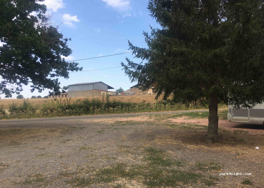 (71120) Changy, Saône-et-Loire - Les Guernes — foto 2