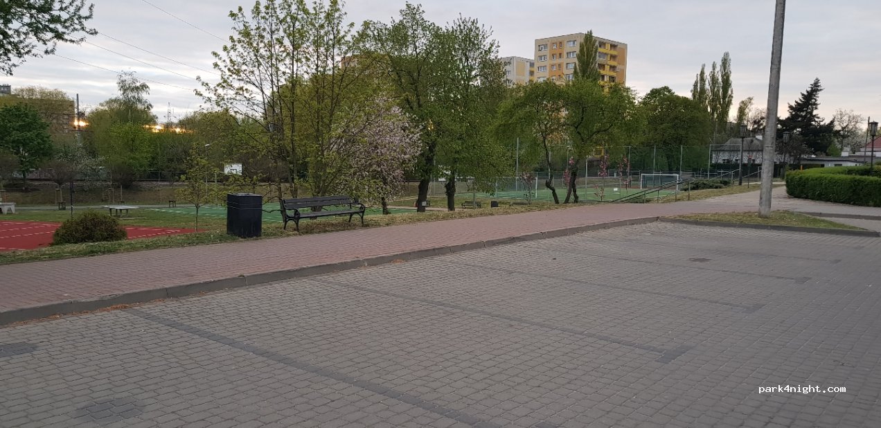 (61-001) Poznań - Osiedle Winiary — foto 2