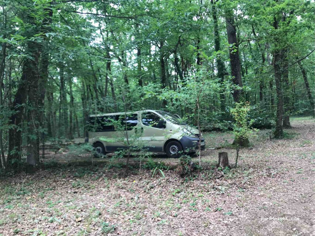 Camping nature le valenty soturac — foto