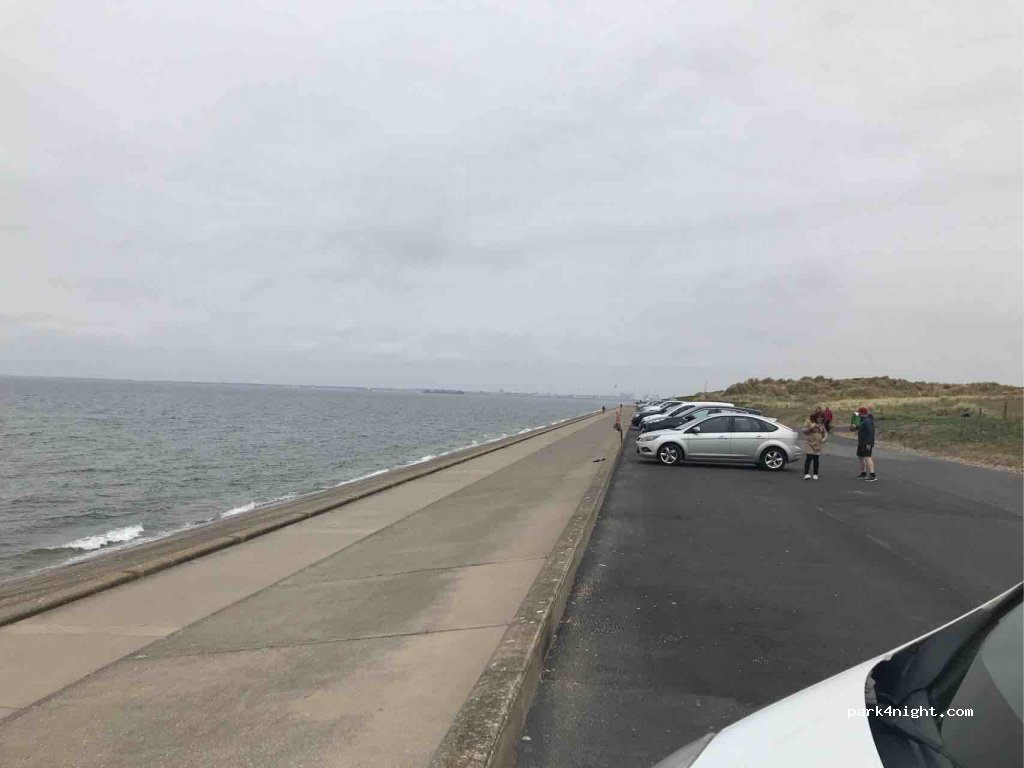 (CH46 2RH) Wallasey - Unnamed Road — foto 2