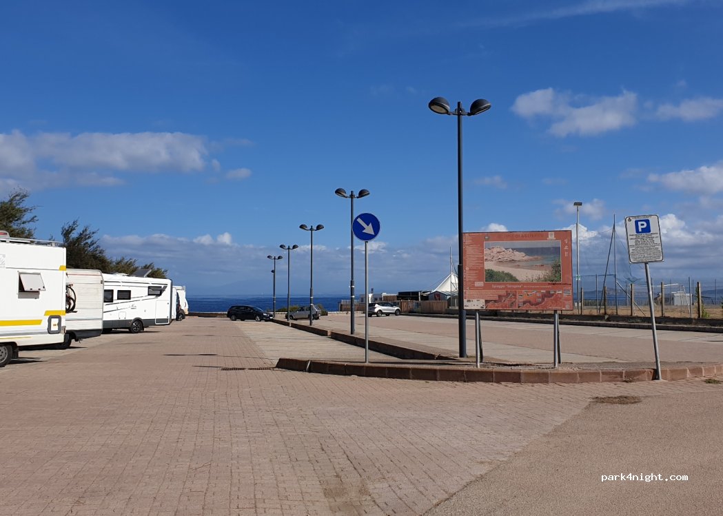 (07020) Vignola Mare - Unnamed Road — foto 2
