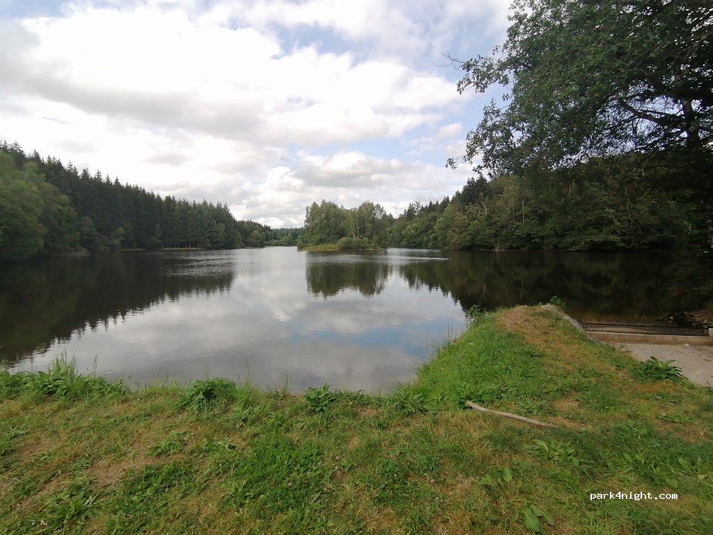 (19200) Saint-Victour - Unnamed Road — foto 2
