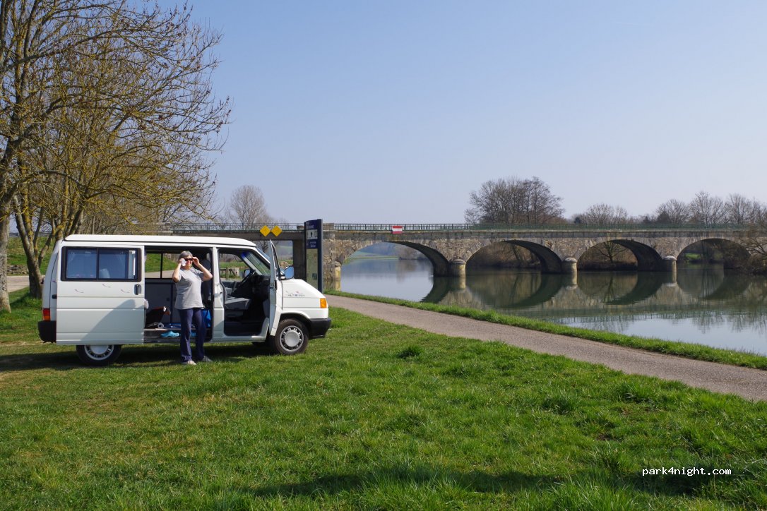 (70360) Rupt-sur-Saône - D199 — foto