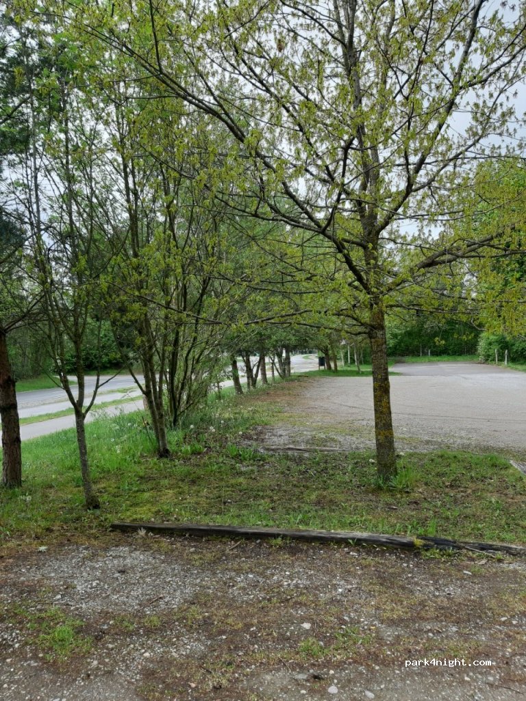 (88410) Bad Wurzach - 4 Dr.-Harry-Wiegand-Straße — foto 2