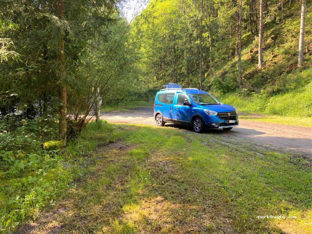 (4083) Haibach ob der Donau - Nibelungen Straße — foto