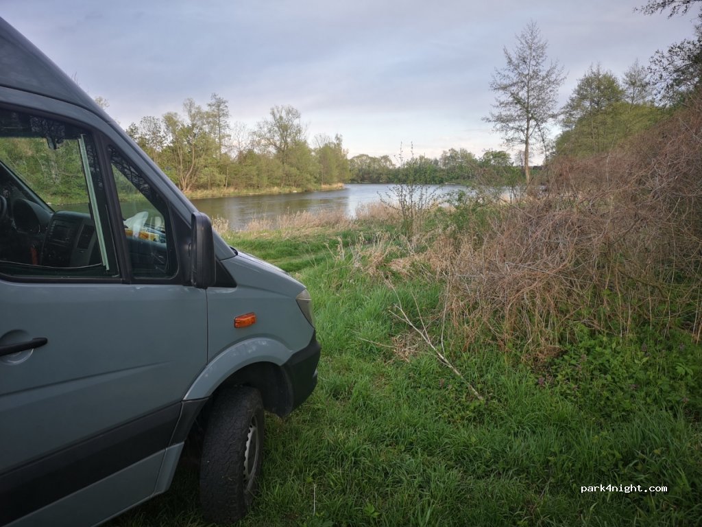 (438 01) Žiželice - — foto