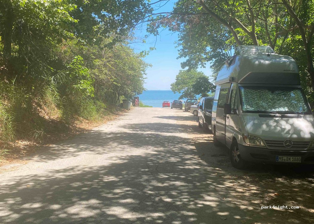 (600 66) Methoni - Unnamed Road — foto 3