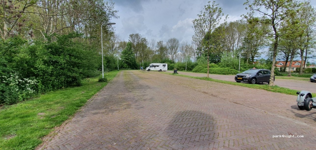 Camperplaats P Langweer — foto