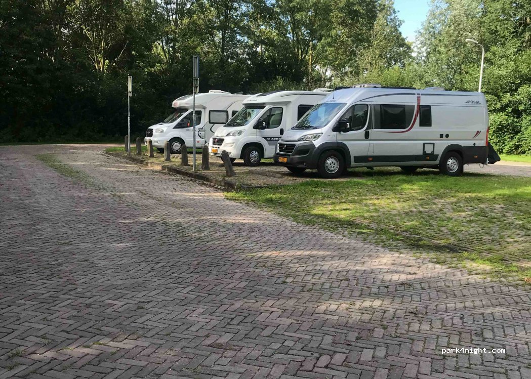 Camperplaats P Langweer — foto 3