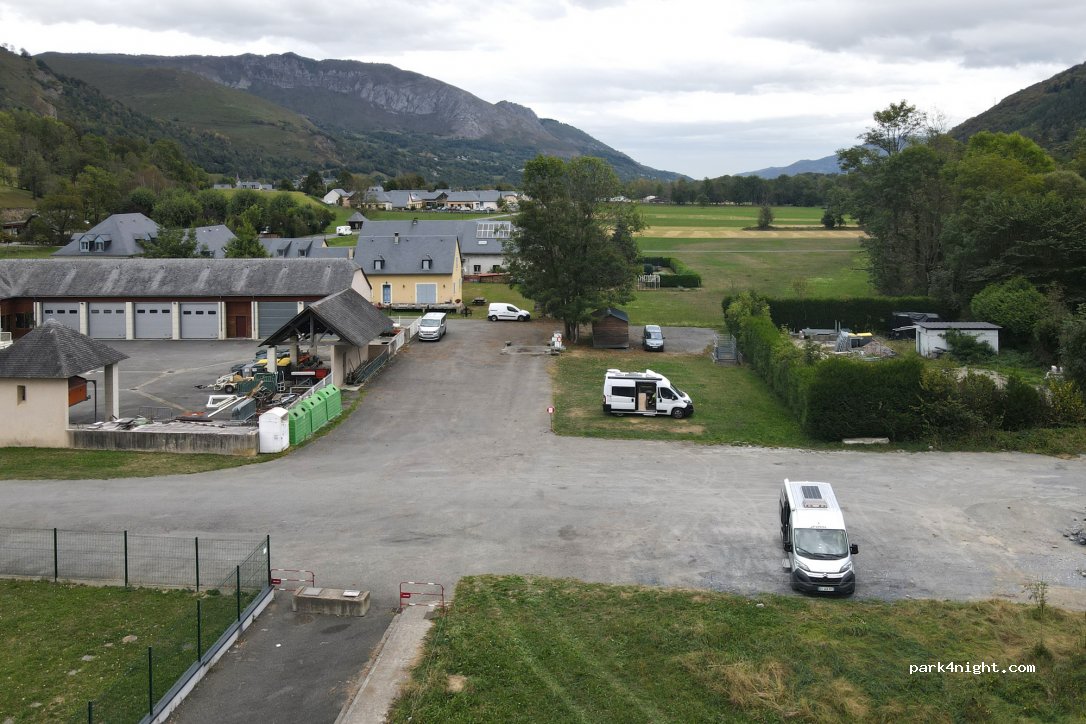 (65400) Arrens-Marsous - 28-40 Route d'Azun — foto