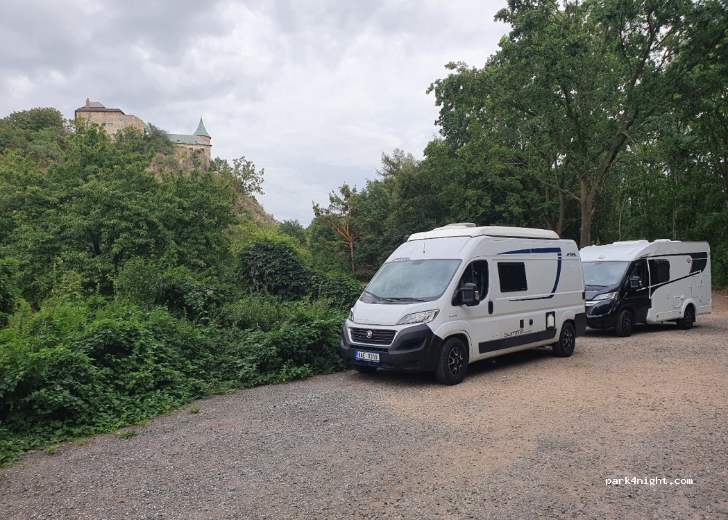 (533 52) Ráby - Unnamed Road — foto 2