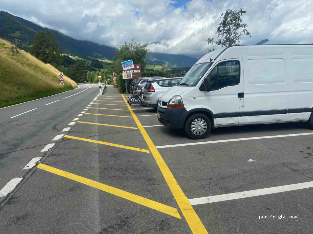 (6424) Lauerz - 21 Seestrasse — foto 2