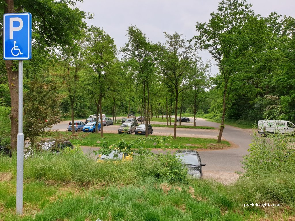 Parkeerplaats hondenlosloopzone Brunssummerheide — foto 2