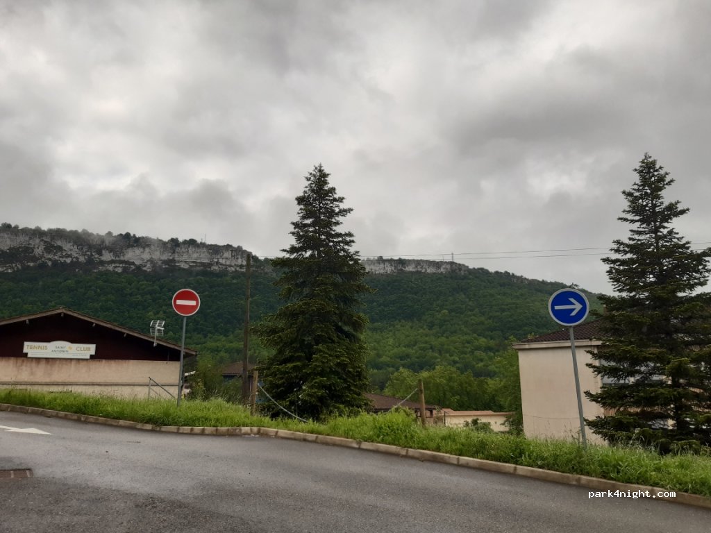 (82140) Saint-Antonin-Noble-Val - 4 Rue Côte du Rodaneze — foto 3
