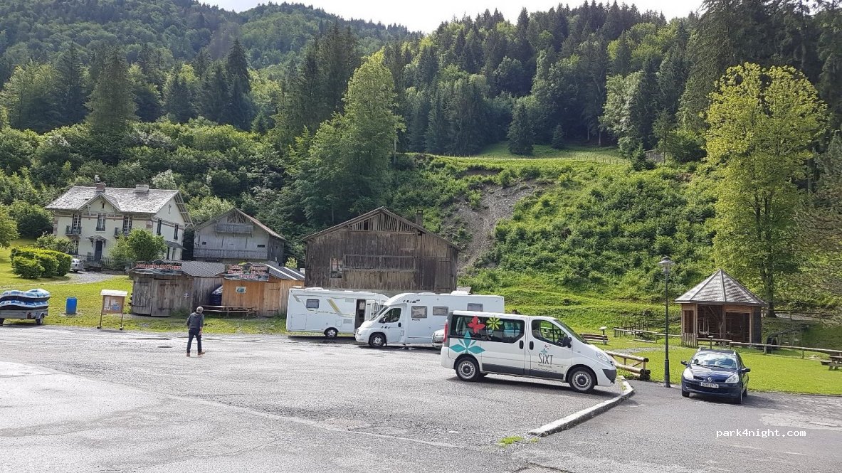 (74740) Sixt-Fer-à-Cheval - Route de la Glière — foto 2
