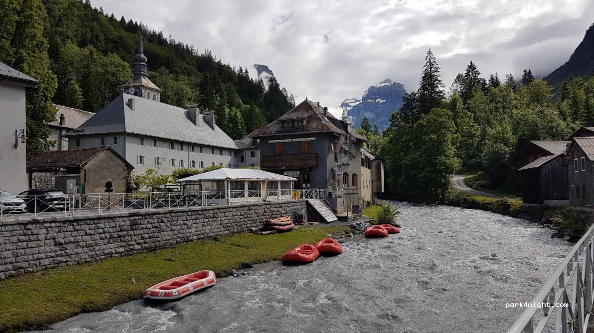 (74740) Sixt-Fer-à-Cheval - Route de la Glière — foto 3