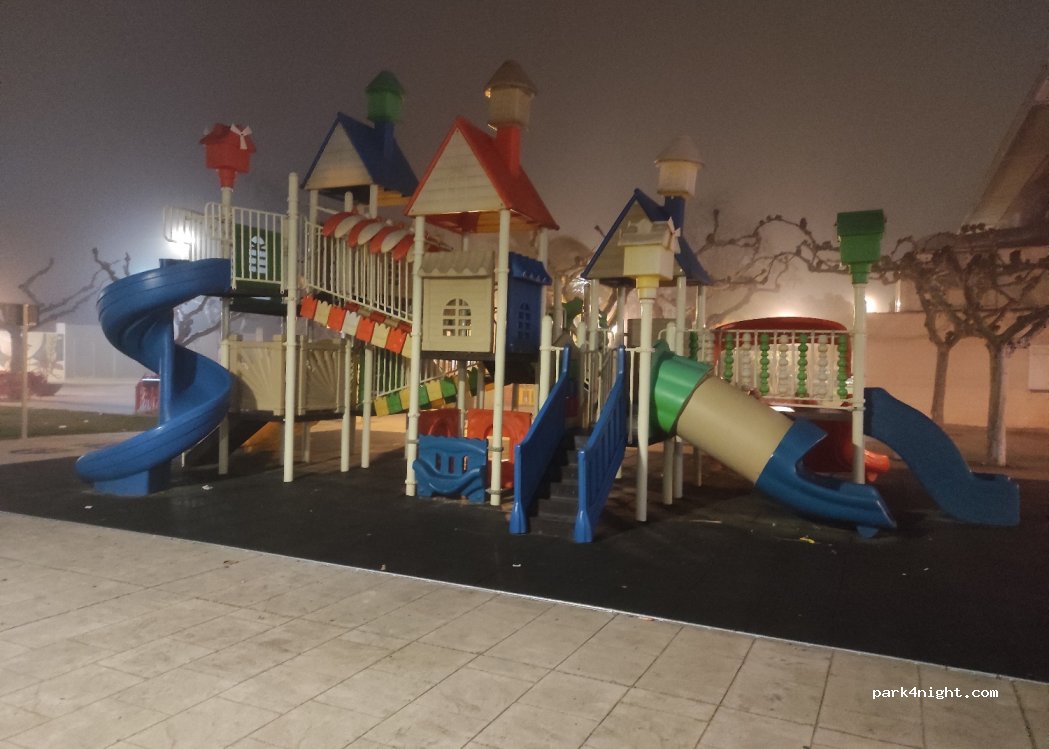 (50298) Pinseque - Av de las Cortes de Aragon — foto 2