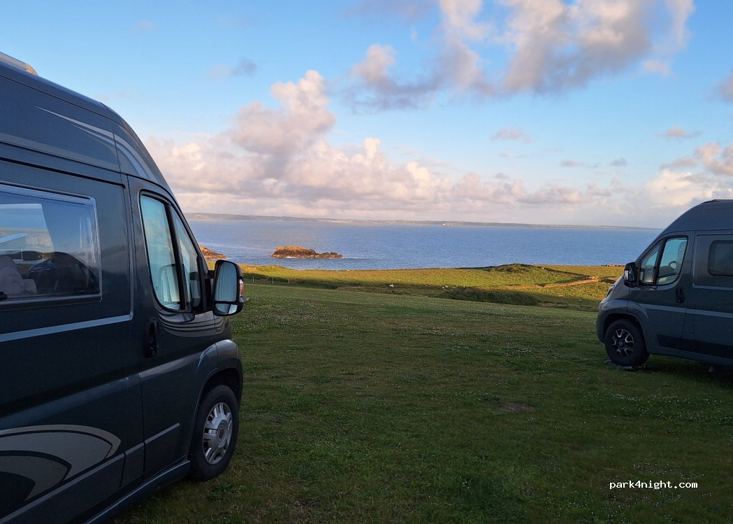 Caerfai Bay Caravan & Tent Park — foto 4