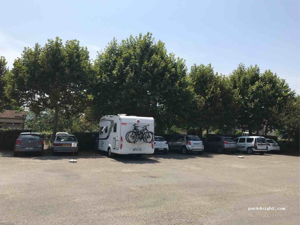 (46700) Puy-l'Évêque - 8 Rue Henry Dunant — foto 3