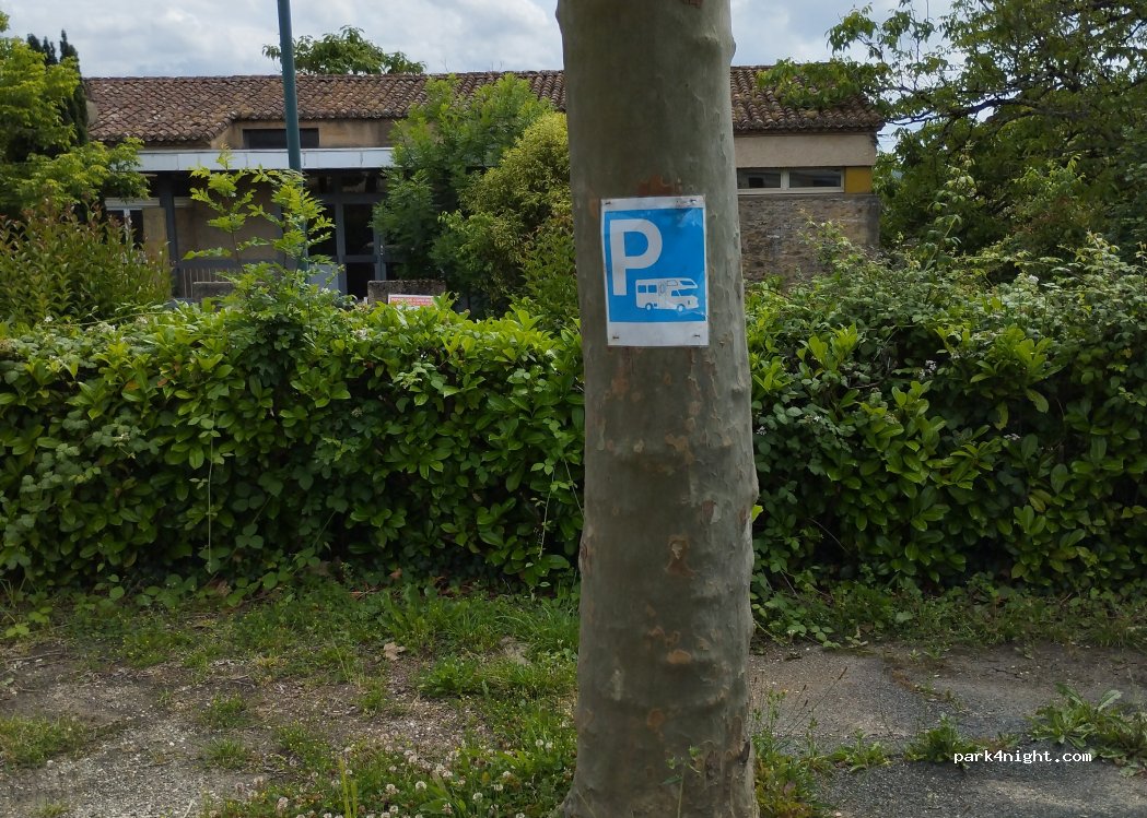 (46700) Puy-l'Évêque - 8 Rue Henry Dunant — foto 5