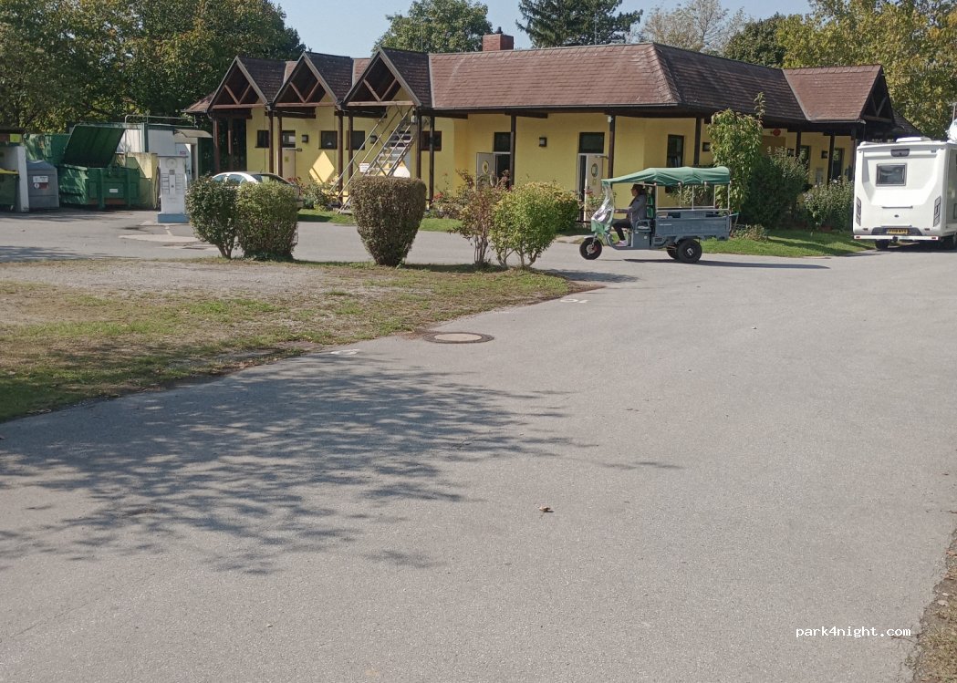Donaupark Camping — foto 4