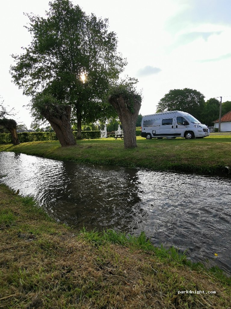(62990) Royon - 8 Place Baudouin de Hauteclocque — foto