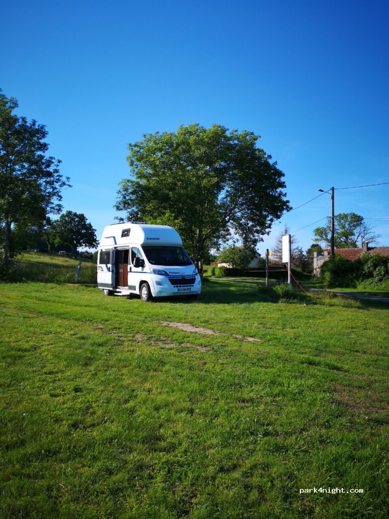 (71510) Châtel-Moron - 9 À Châtel Moron — foto 2