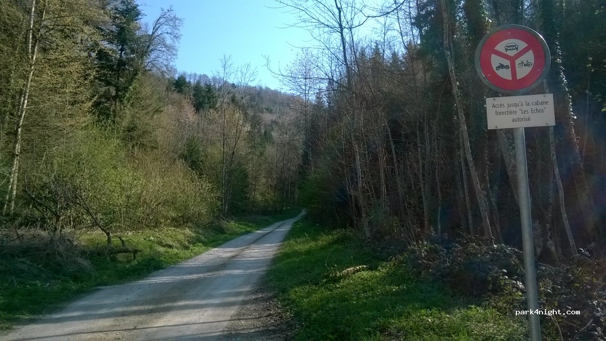(2950) Courgenay - La Vie-des-Benès — foto 2