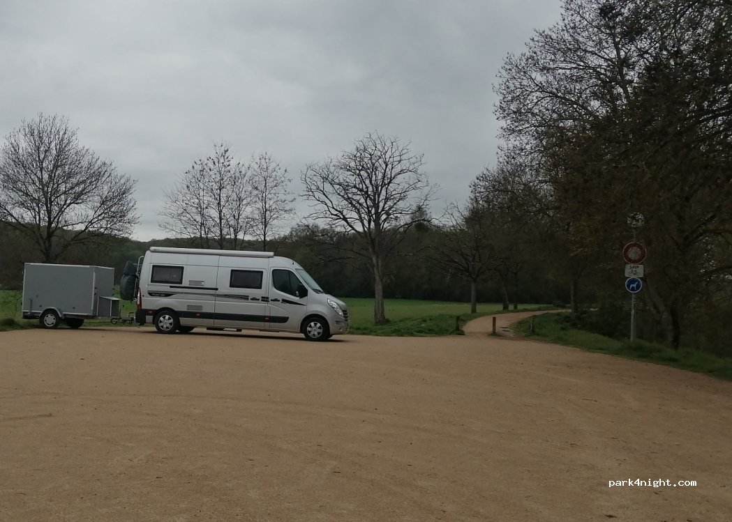 (41120) Candé-sur-Beuvron - rue du halage — foto 2