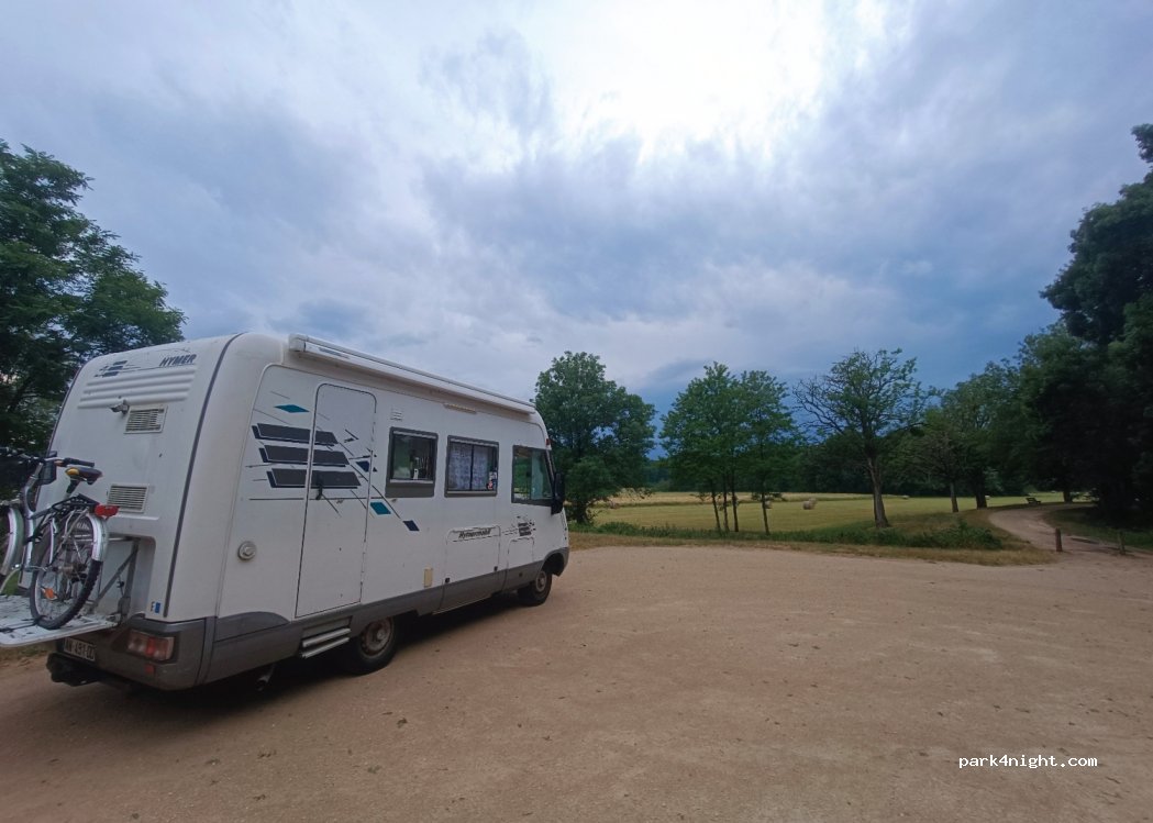 (41120) Candé-sur-Beuvron - rue du halage — foto 3