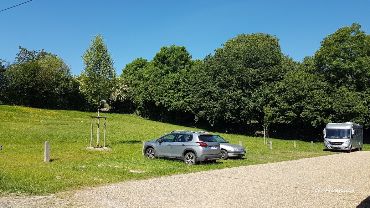 (28400) Trizay-Coutretot-Saint-Serge - 1 Rue de la Mairie — foto 2