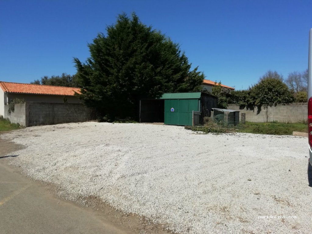 (85260) Les Brouzils - 3 Rue du Ruisseau — foto