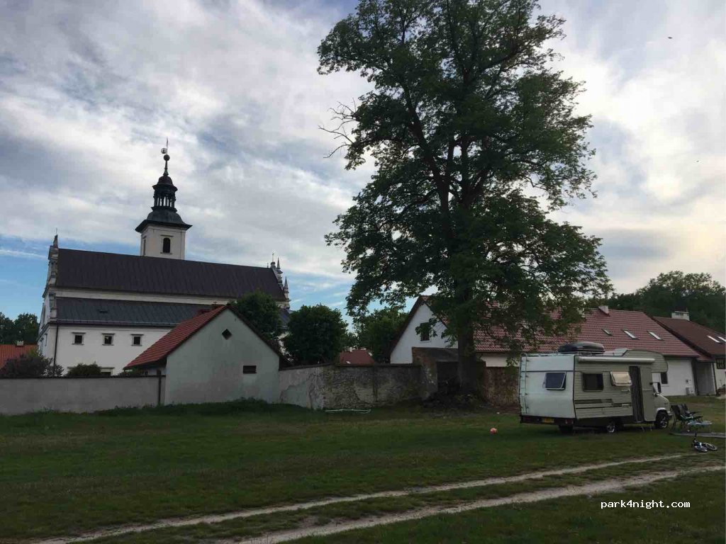 (28-236) Rytwiany - 25 Klasztorna — foto 2