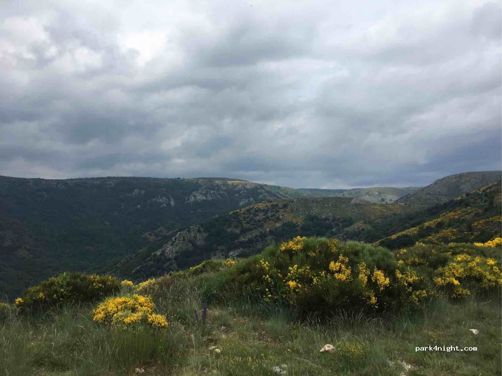 (07140) Malarce-sur-la-Thines - Fontaine Reynal — foto 2