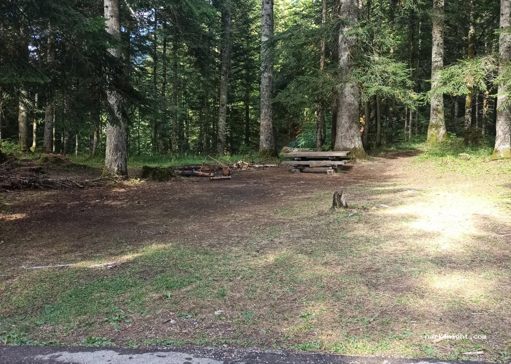 (73340) Bellecombe-en-Bauges - Unnamed Road — foto