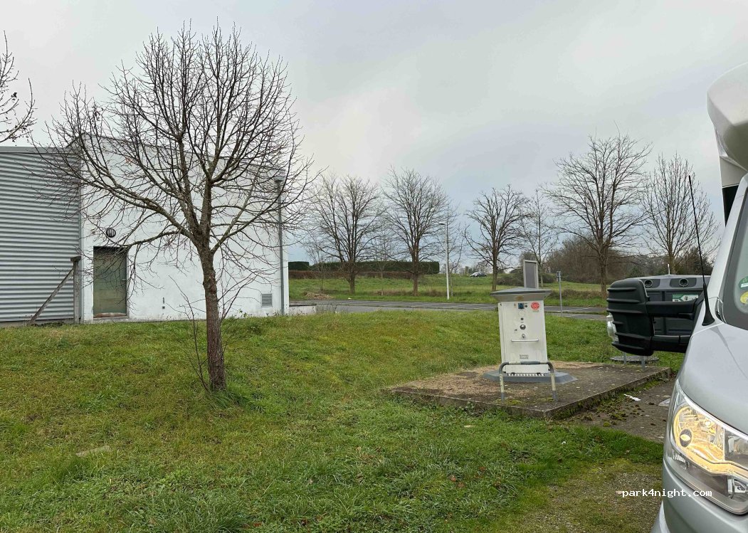 (36300) Pouligny-Saint-Pierre - 58 Route du Blanc — foto 5