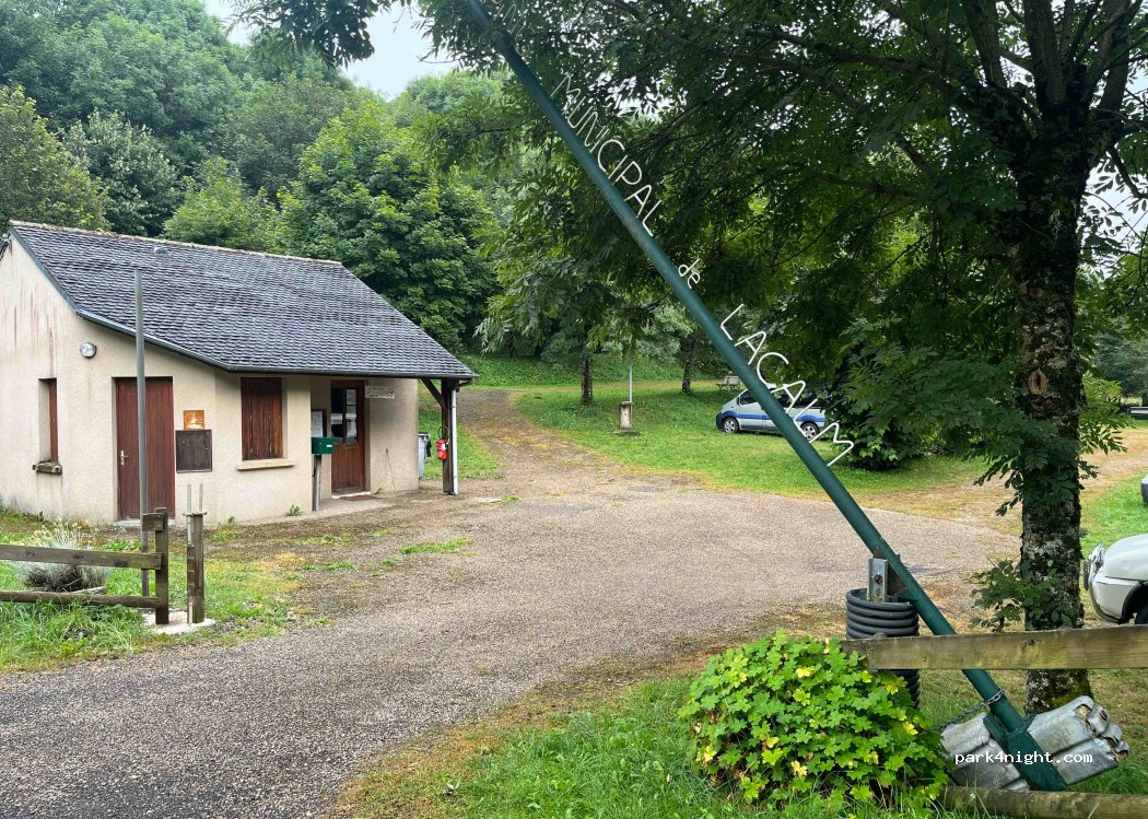 Camping Municipal Lacalm — foto 3