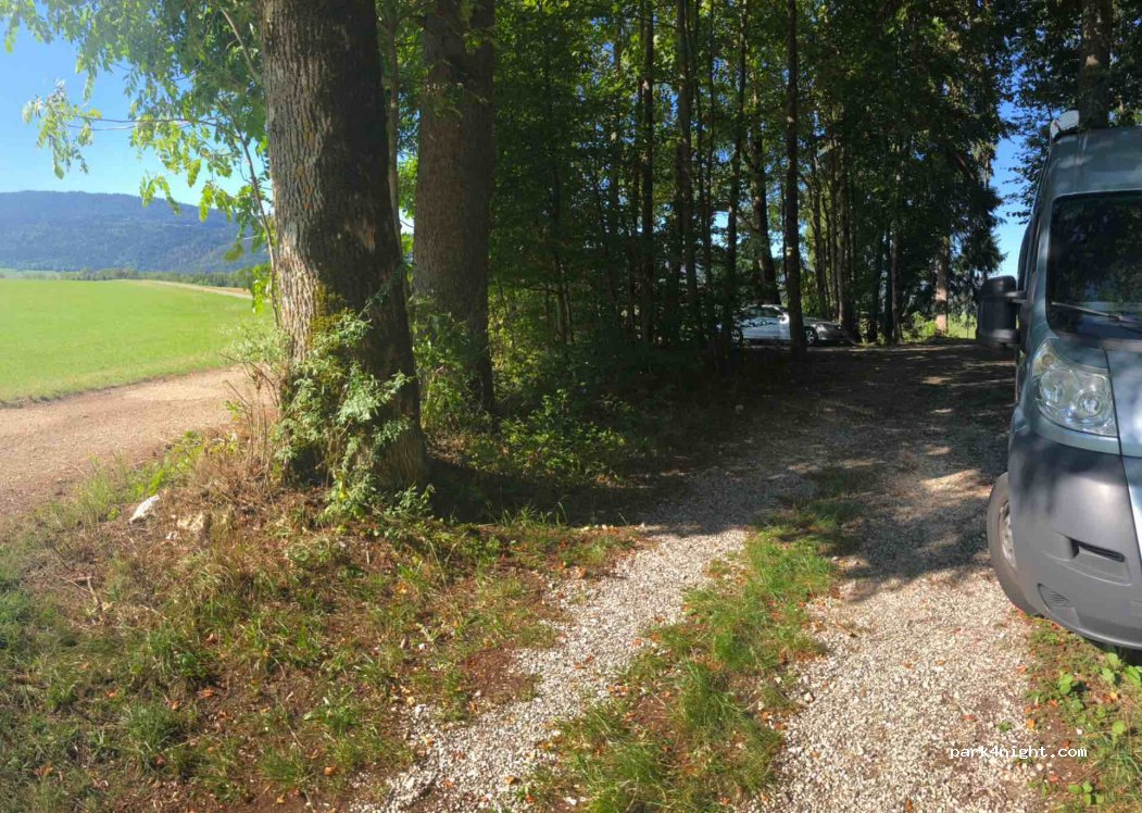 (2072) Saint Blaise - Route de Lignières — foto 2