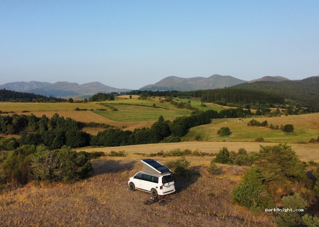 (63790) Murol - Unnamed Road — foto 4