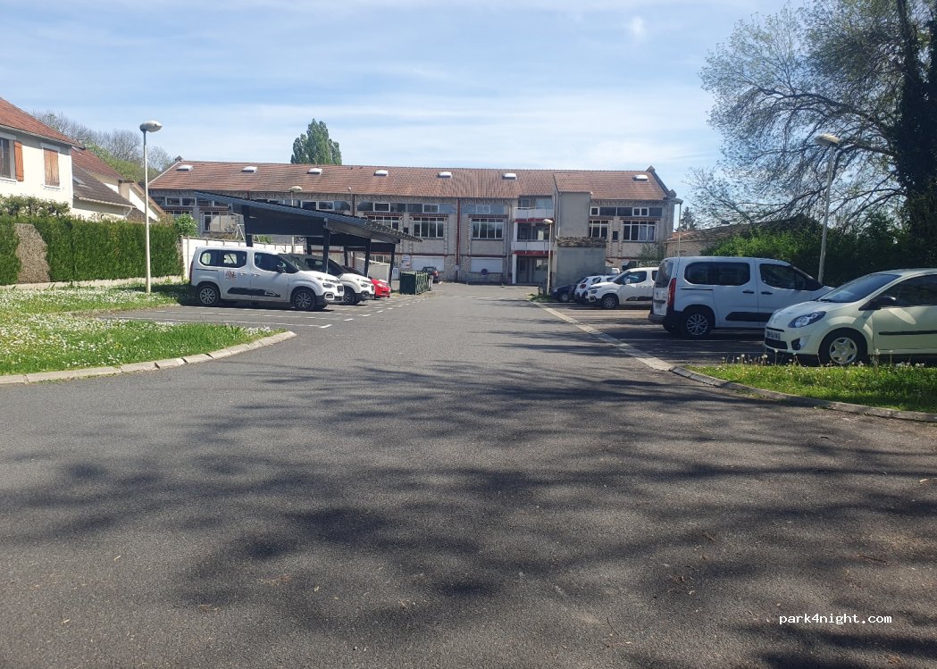 (77250) Moret-sur-Loing - 10 Rue Gustave Prugnat — foto 3