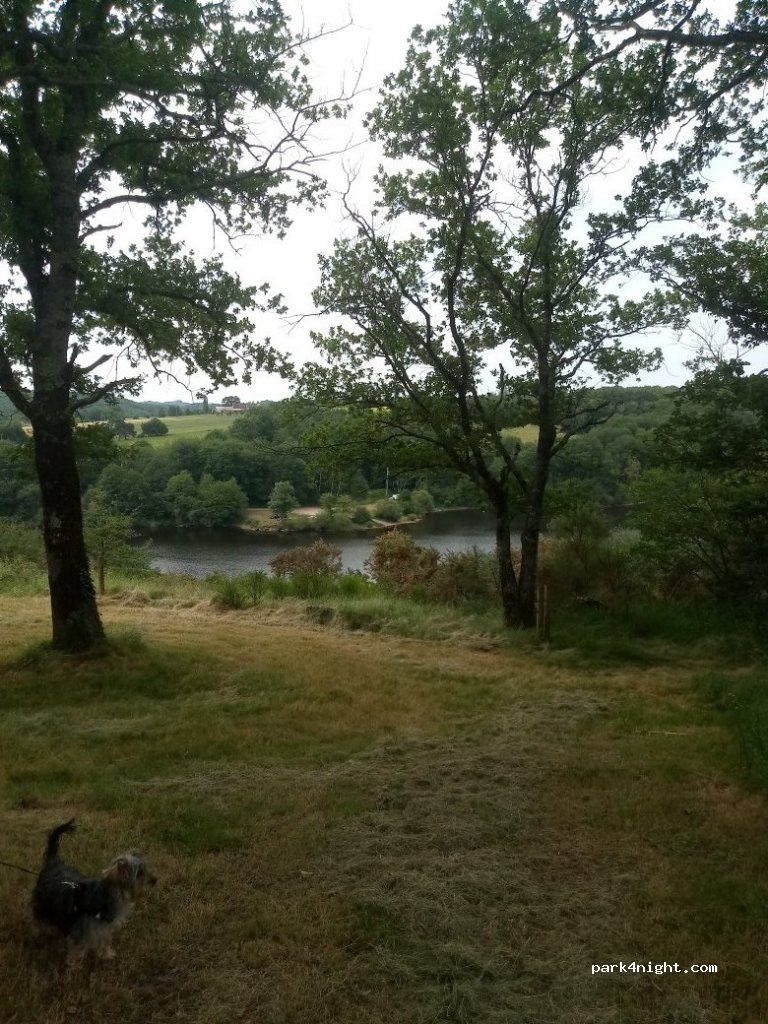 (36190) Saint-Plantaire - Unnamed Road — foto 3